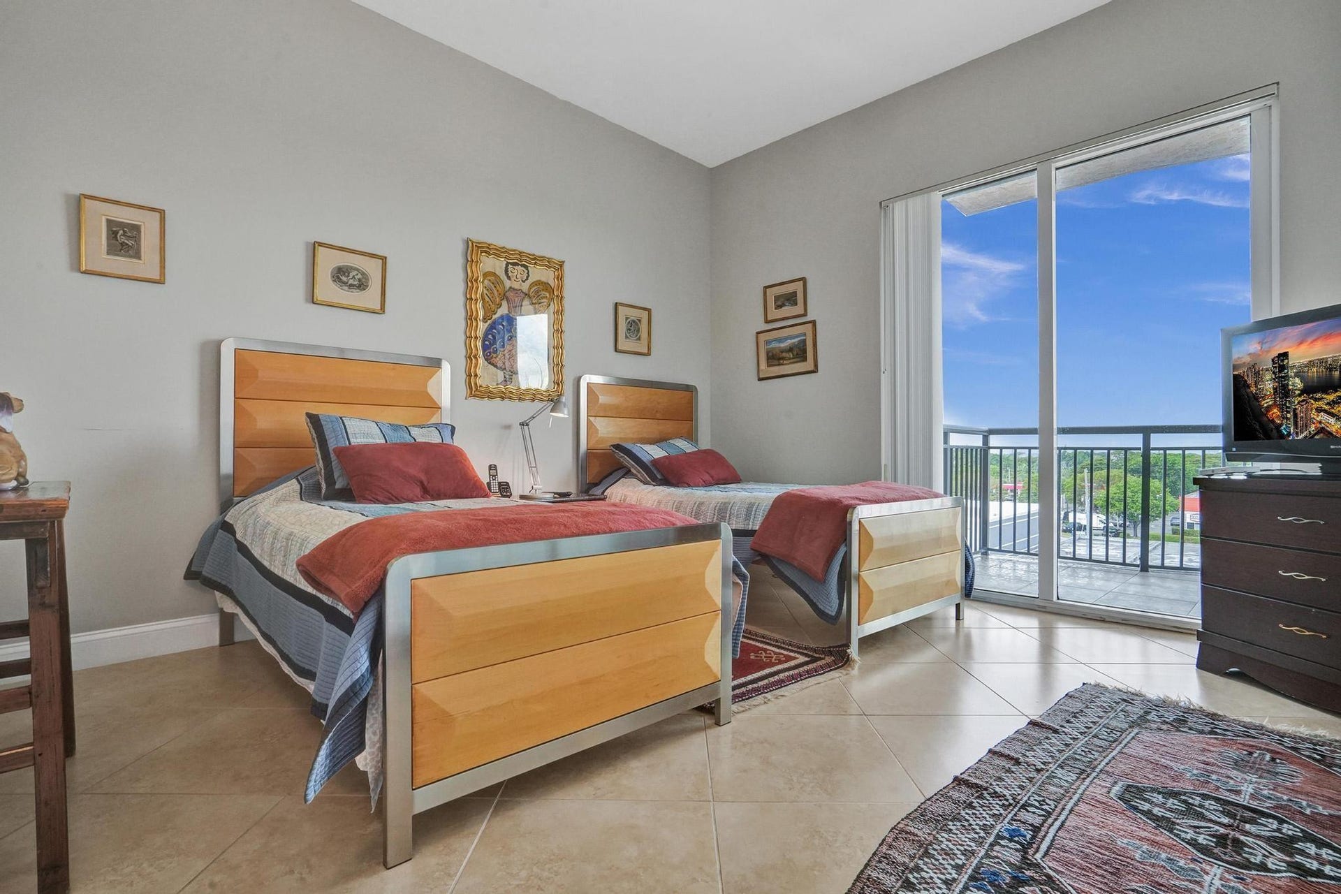 2633 NE 14th Avenue, #400, Wilton Manors, FL 33334 Second bedroom