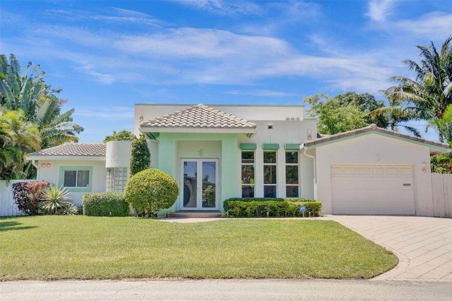 Property photo for 300 NW 21st Court, Wilton Manors, FL