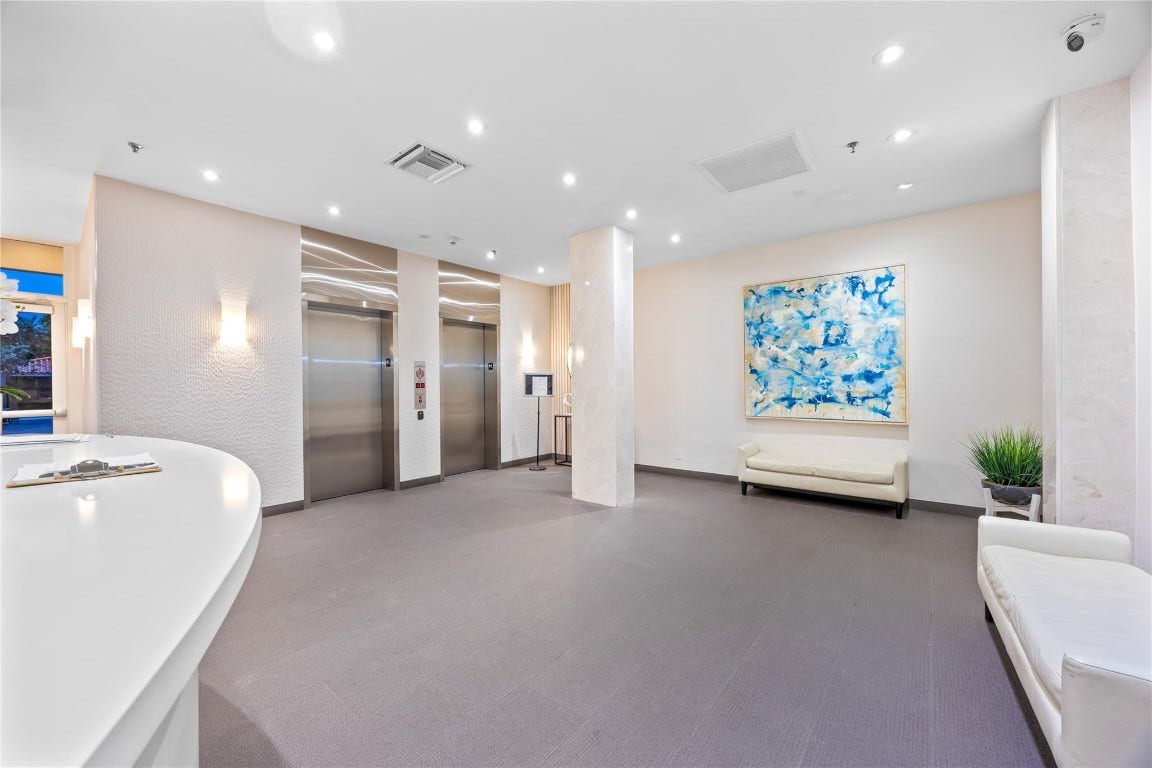 2200 NE 33rd Avenue, #17C, Fort Lauderdale, Fort Lauderdale, FL 33305