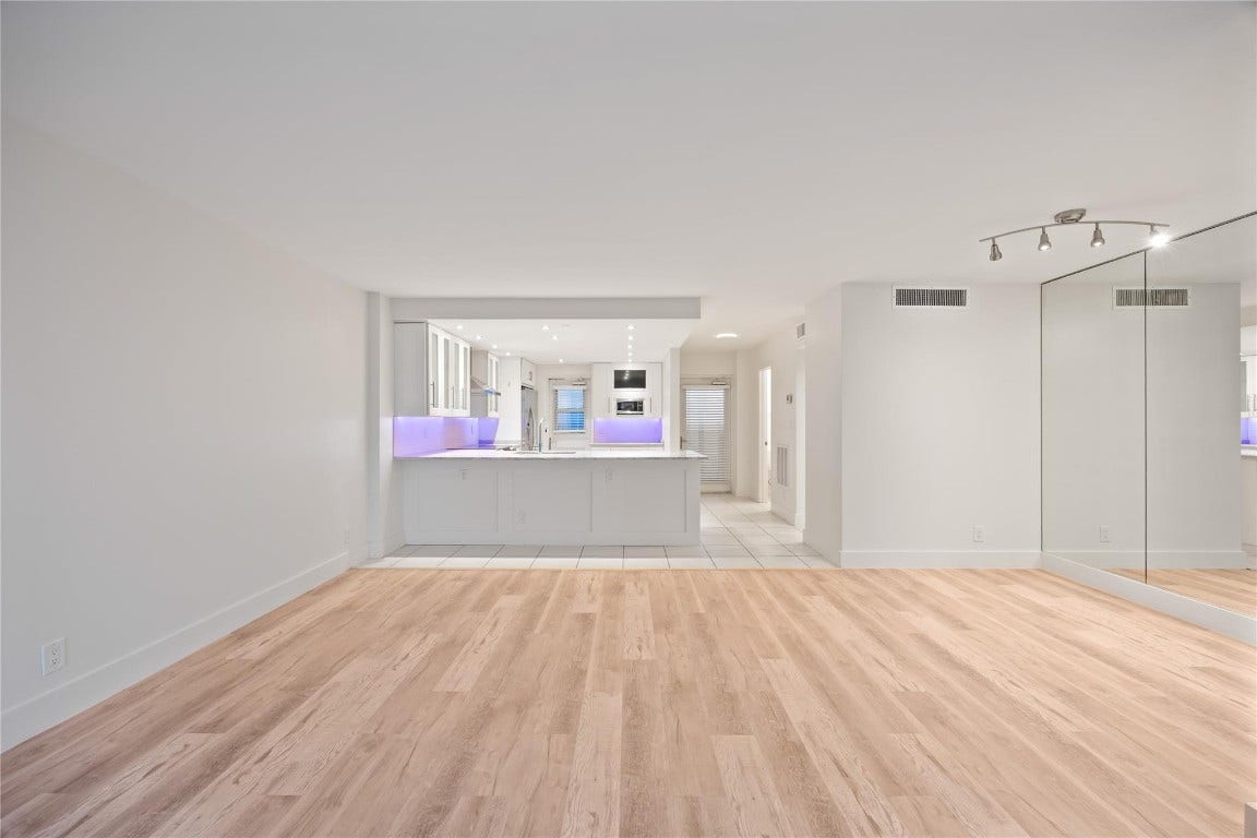 2200 NE 33rd Avenue, #17C, Fort Lauderdale, Fort Lauderdale, FL 33305