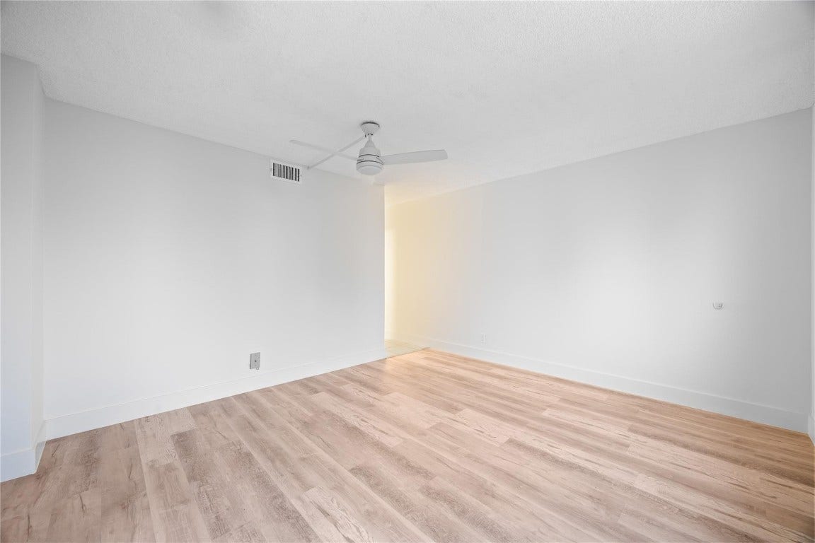 2200 NE 33rd Avenue, #17C, Fort Lauderdale, Fort Lauderdale, FL 33305