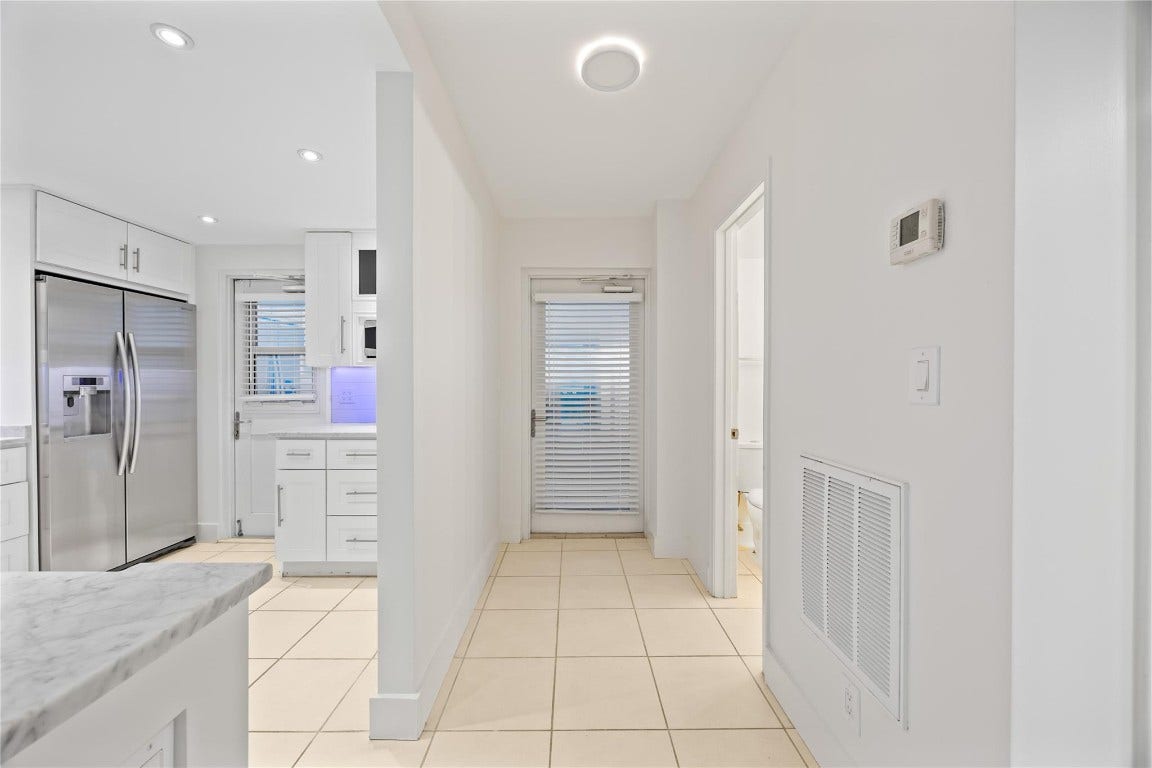 2200 NE 33rd Avenue, #17C, Fort Lauderdale, Fort Lauderdale, FL 33305