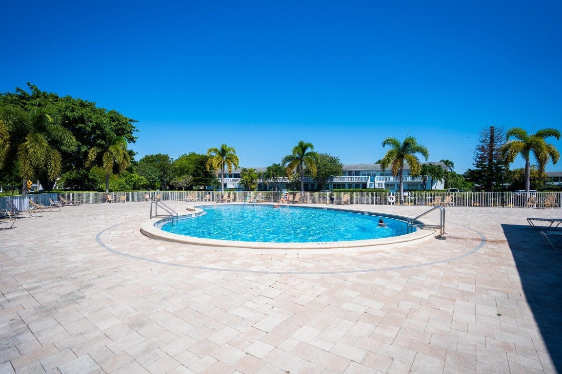 2025 Berkshire B, #2025, Deerfield Beach, FL 33442 2025 Berkshire B, #2025, Deerfield Beach, FL 33442