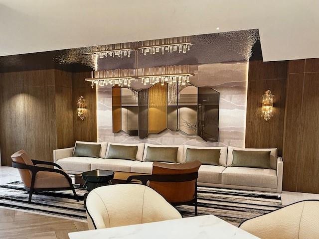 New north lounge.