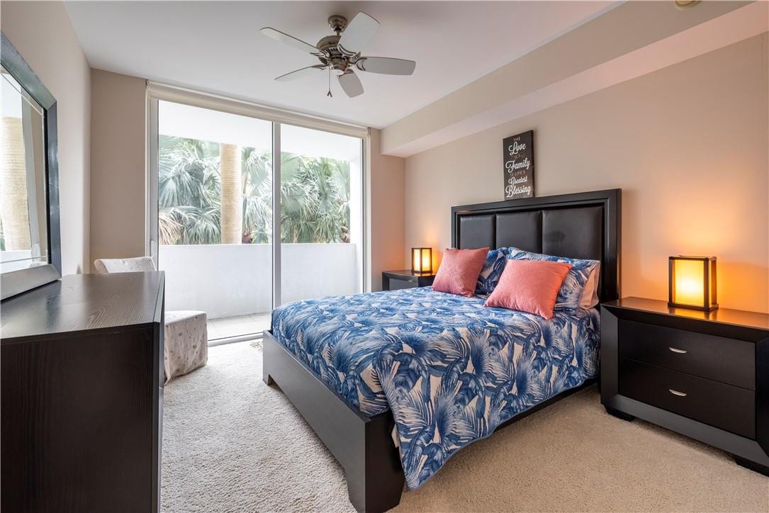 Guest bedroom, balcony access