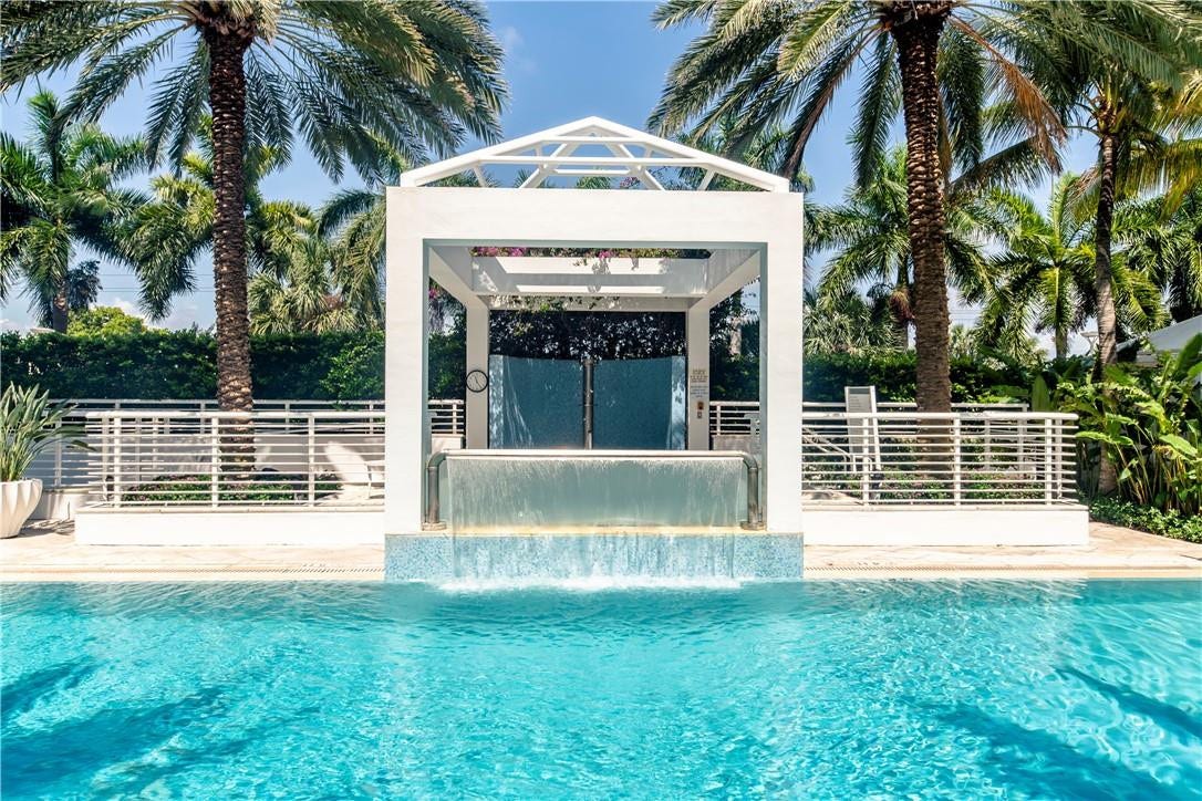 25 meter pool, jacuzzi behind the waterfall