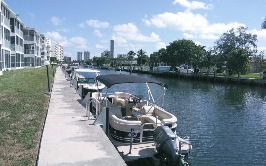 Property photo for 465 Paradise Isle Boulevard, #207, Hallandale Beach, FL