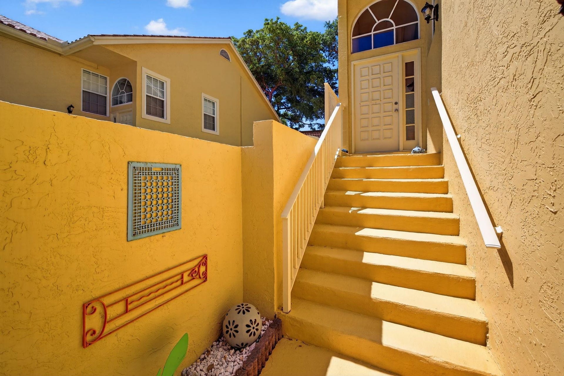 2121 S Ocean Boulevard, #506, Lauderdale By The Sea, FL 33062 2121 S Ocean Boulevard, #506, Lauderdale By The Sea, FL 33062