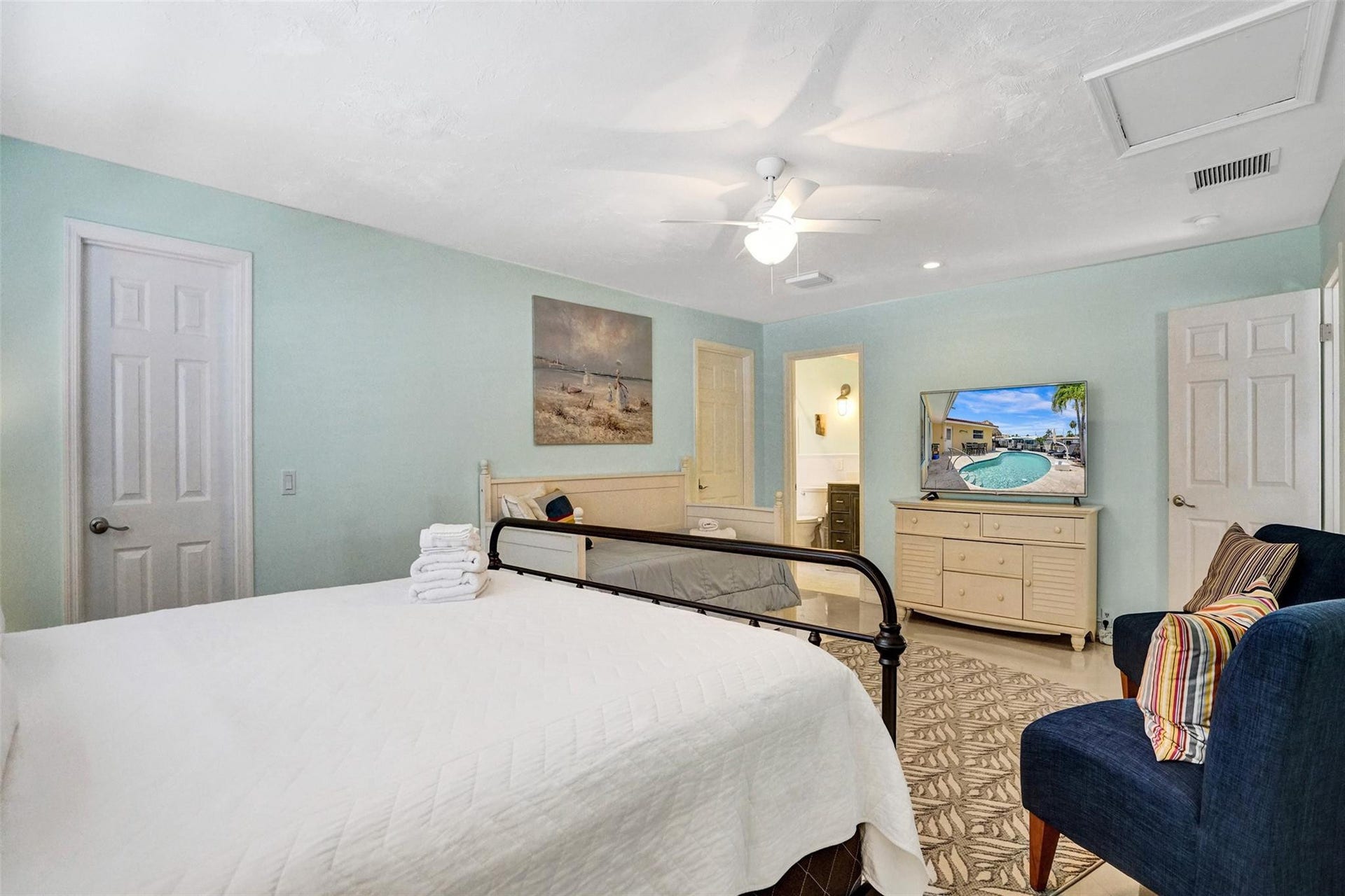 2051 Coral Reef Drive, Lauderdale-By-The-Sea, Lauderdale By The Sea, FL 33062