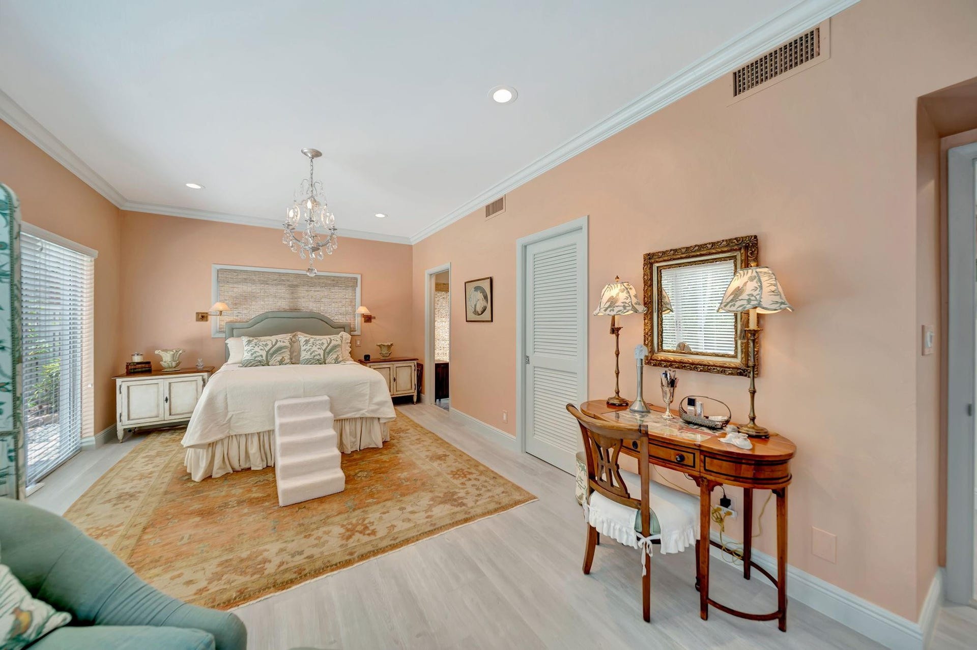 1109 SE 11th Court, Fort Lauderdale, FL 33316 Photo 5