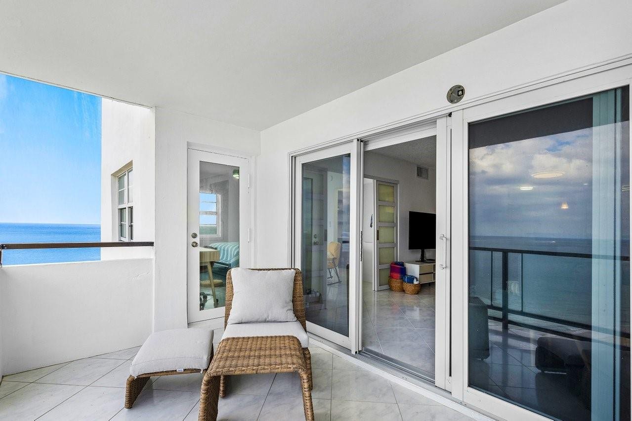 1500 S Ocean Boulevard, #1403, Lauderdale-By-The-Sea, Lauderdale By The Sea, FL 33062 Photo 9