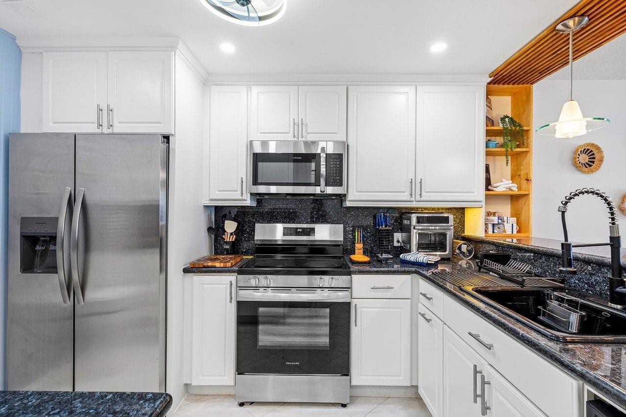 1500 S Ocean Boulevard, #1403, Lauderdale-By-The-Sea, Lauderdale By The Sea, FL 33062 Photo 11