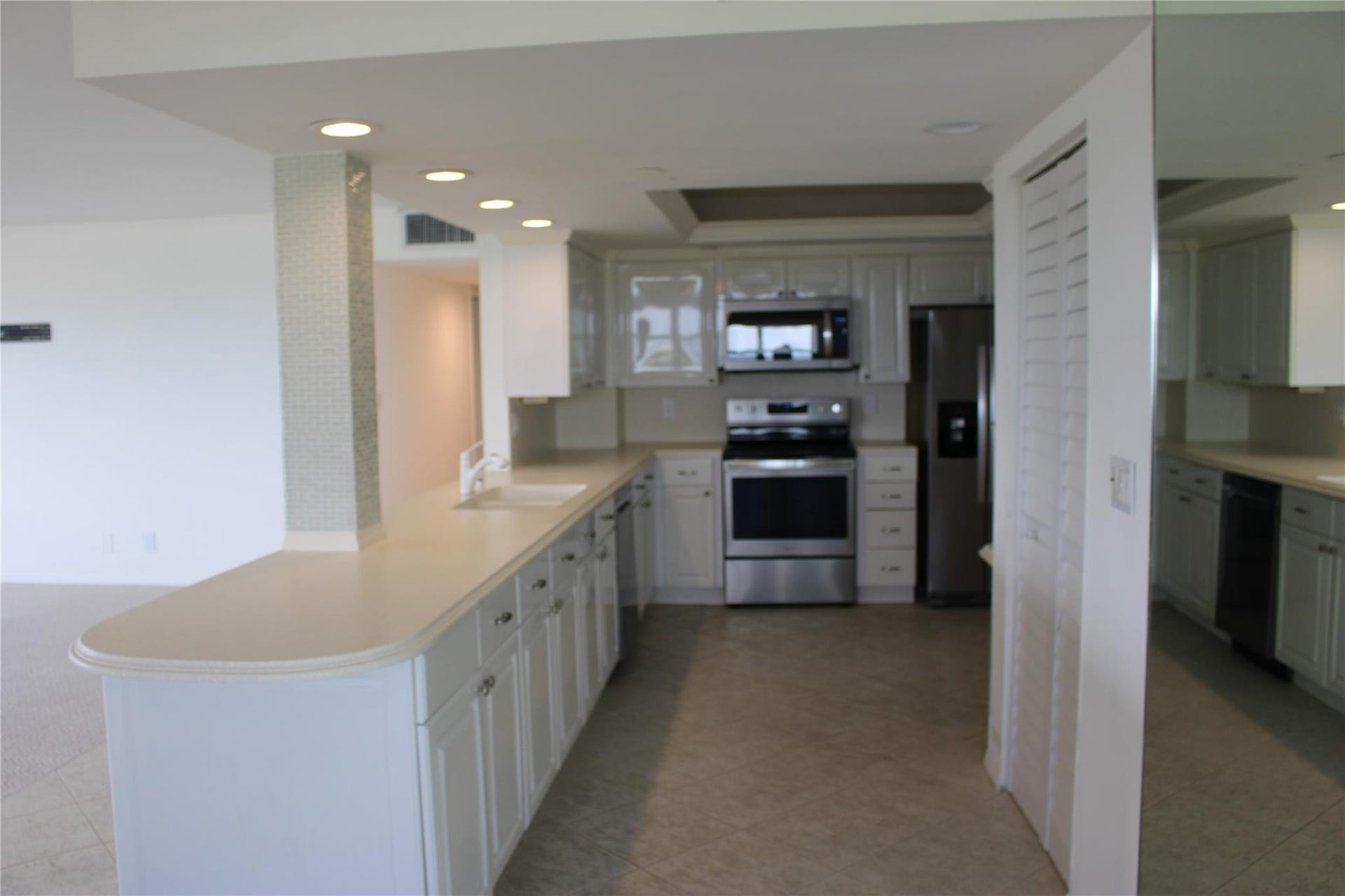 3200 Port Royale Drive, #2007, Fort Lauderdale, FL 33308 Photo 5