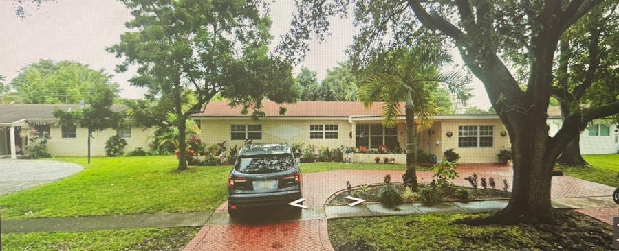 Property photo for 5620 Monroe Street, Hollywood, FL