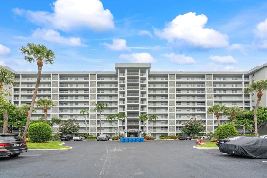 Property photo for 4015 W Palm Aire Drive, #606, Pompano Beach, FL