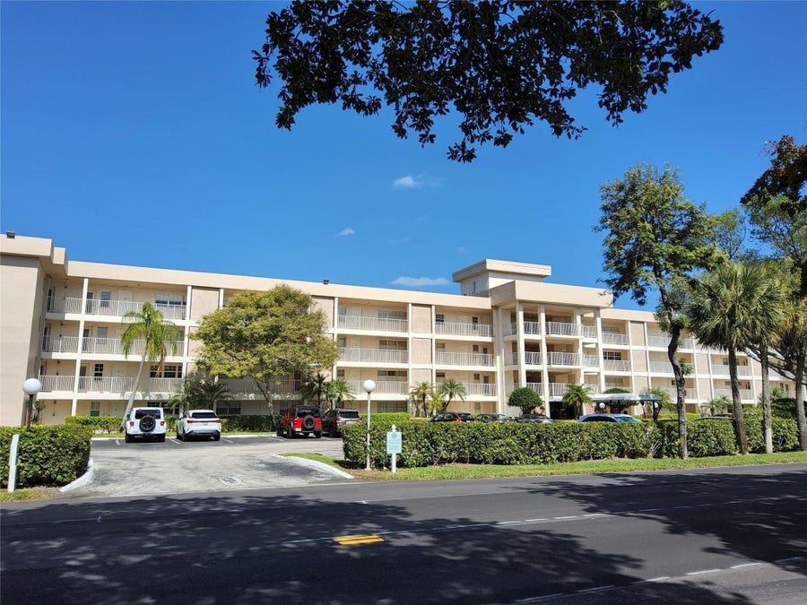 Property photo for 3151 S Palm Aire Drive, #309, Pompano Beach, FL
