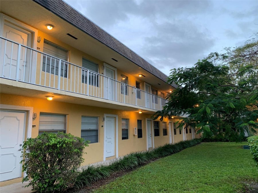 Property photo for 5168 NE 6th Avenue, #426, Fort Lauderdale, FL