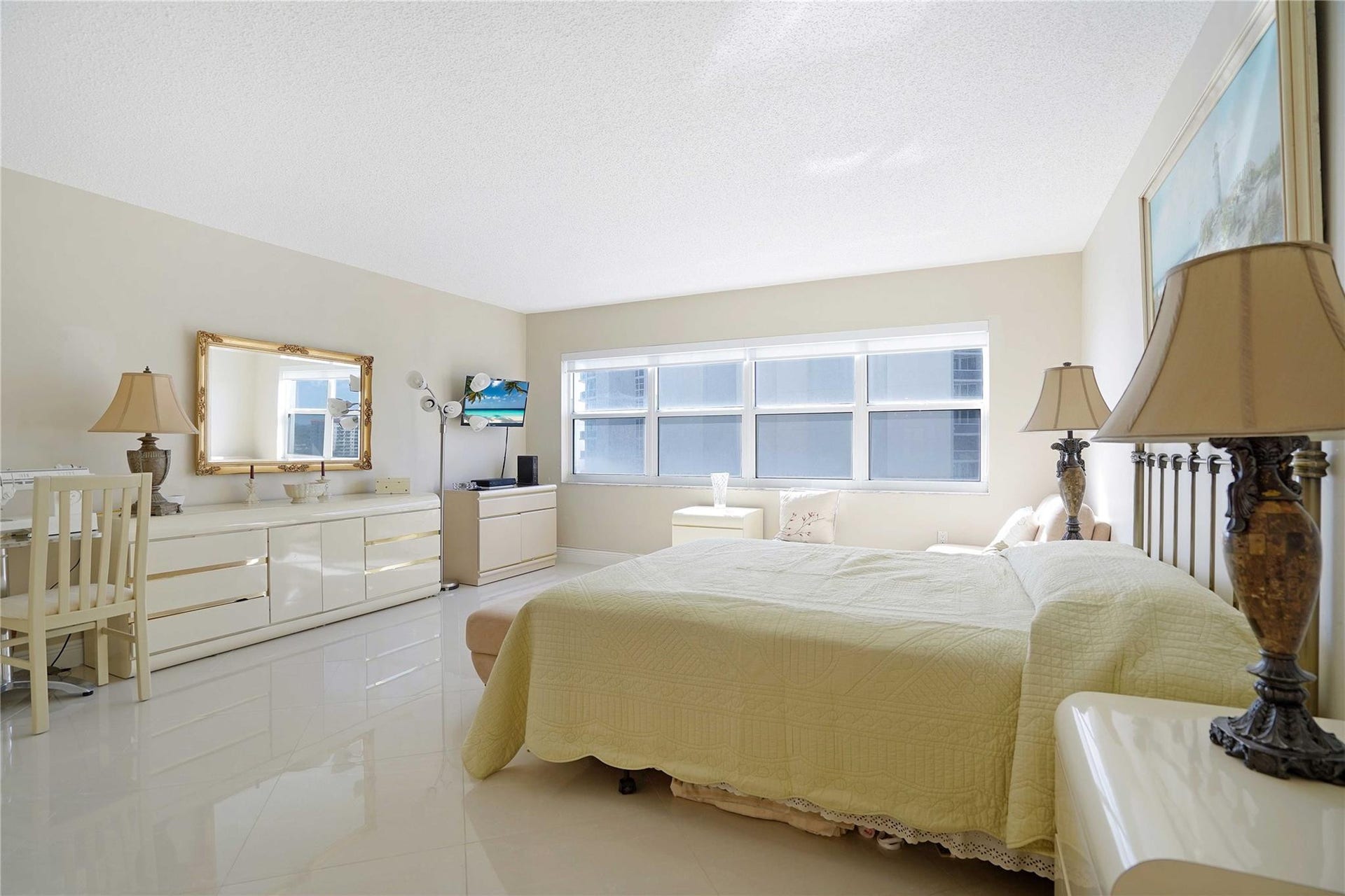 The roomy primary bedroom.