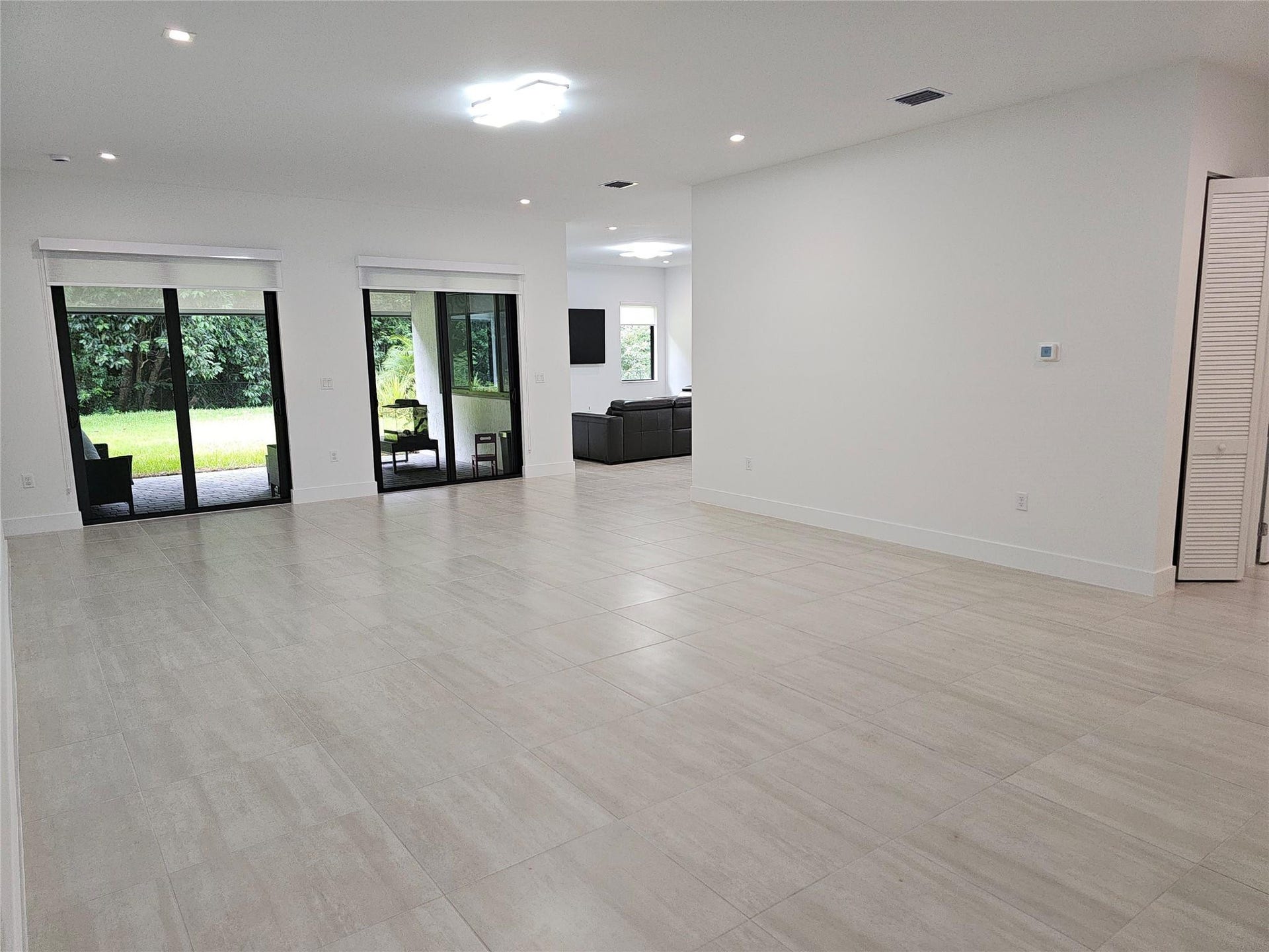10396 SW 57th Court, Cooper City, Cooper City, FL 33328 Large GREAT ROOM