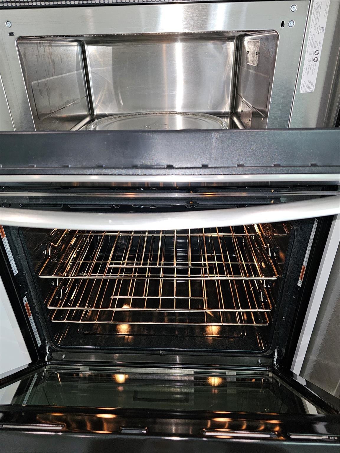 10396 SW 57th Court, Cooper City, Cooper City, FL 33328 Oven and Microwave LOOKS LIKE NEW