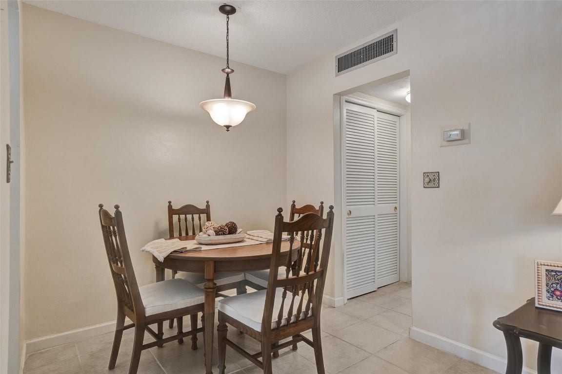 1300 N 12th Court, #4b, Hollywood, FL 33019 1300 N 12th Court, #4b, Hollywood, FL 33019