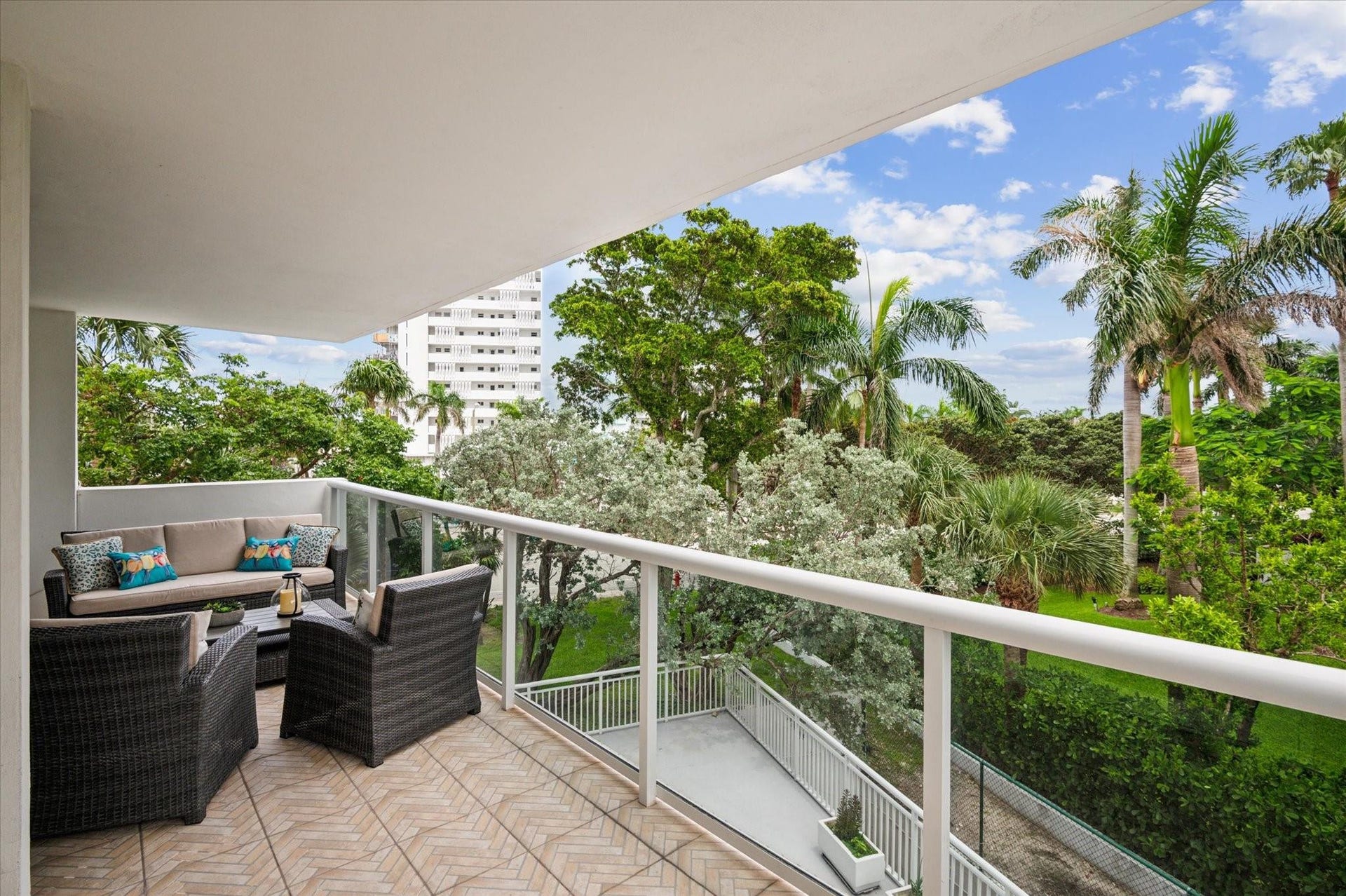 2841 N Ocean Boulevard, #301, Fort Lauderdale, Fort Lauderdale, FL 33308 Photo 21