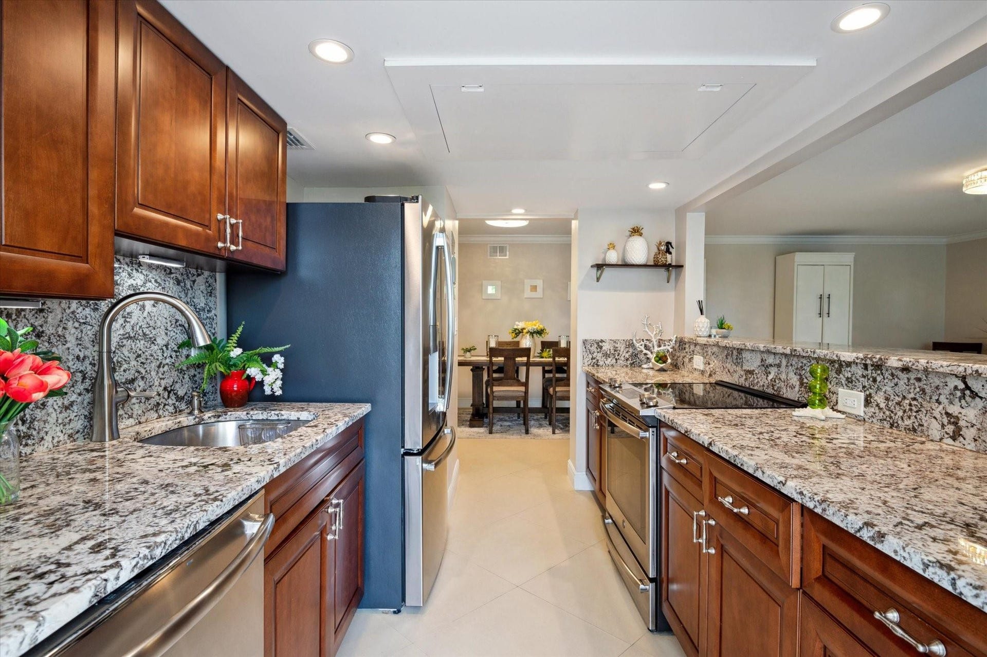 2841 N Ocean Boulevard, #301, Fort Lauderdale, Fort Lauderdale, FL 33308 Photo 11