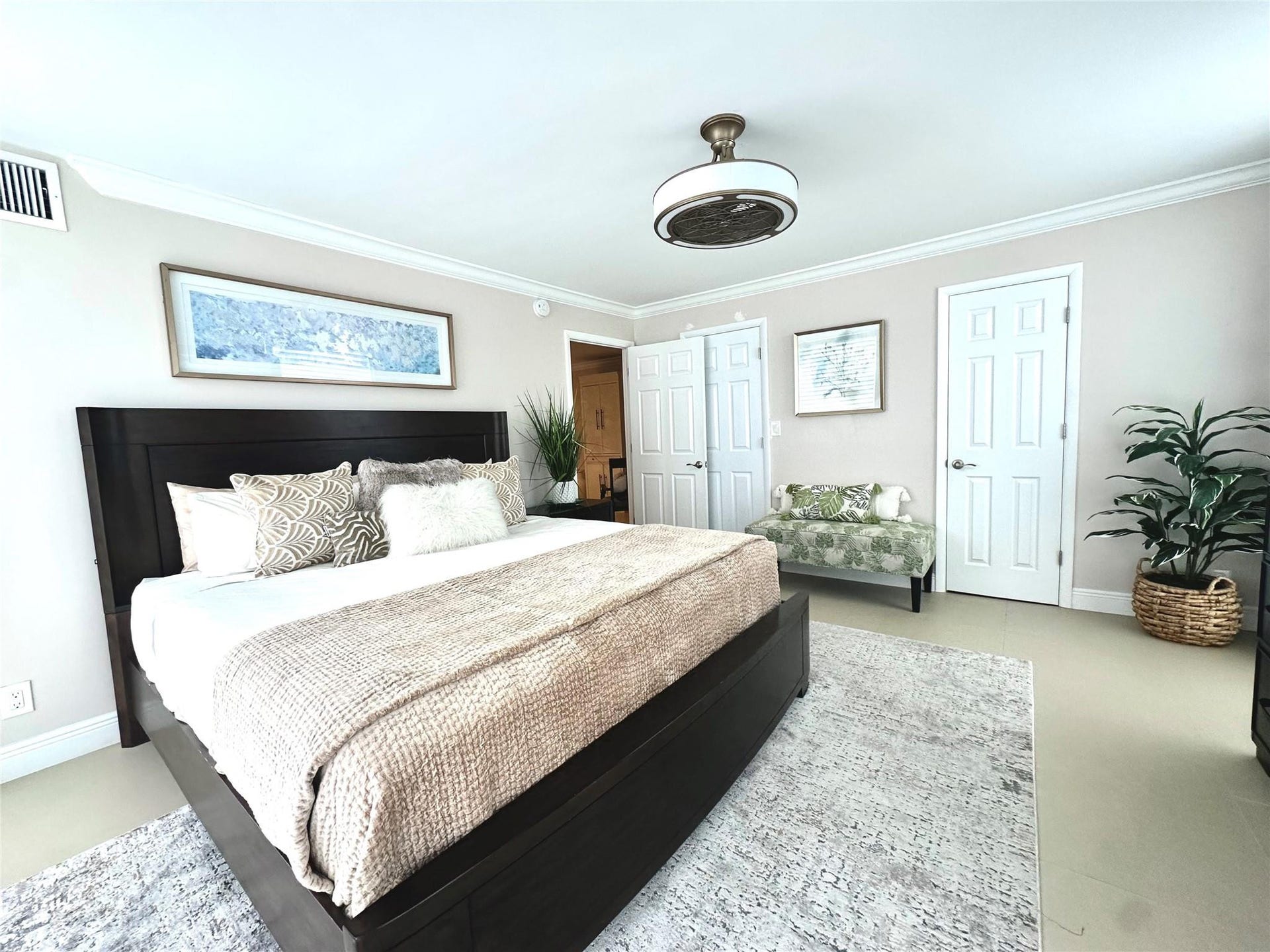 2841 N Ocean Boulevard, #301, Fort Lauderdale, Fort Lauderdale, FL 33308 Photo 14