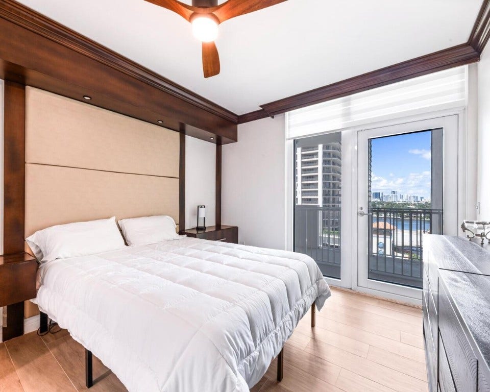 101 S Fort Lauderdale Beach Boulevard, #1104, Fort Lauderdale, FL 33316 101 S Fort Lauderdale Beach Boulevard, #1104, Fort Lauderdale, FL 33316