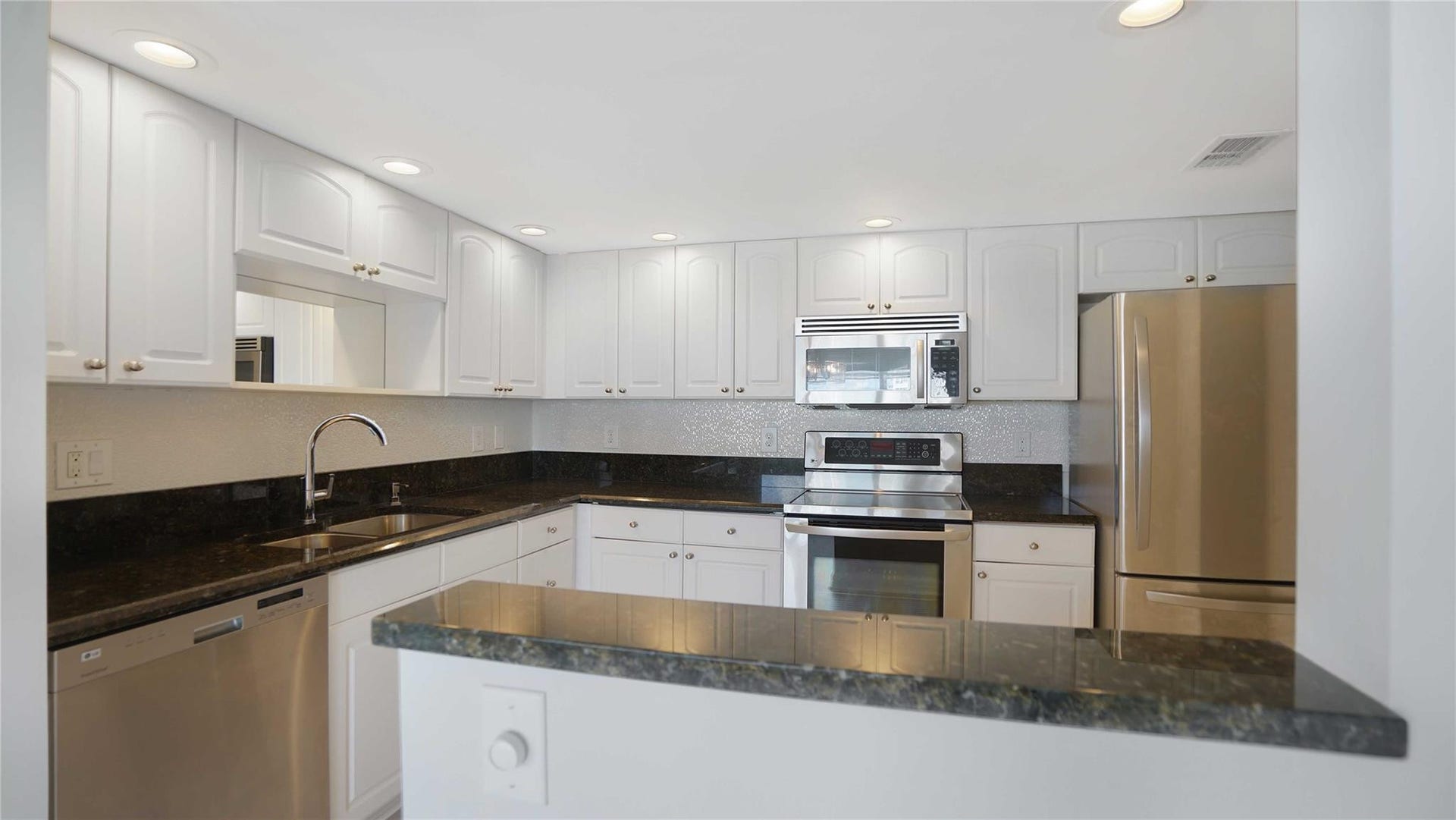 3550 Galt Ocean Drive, #607, Fort Lauderdale, FL 33308 3550 Galt Ocean Drive, #607, Fort Lauderdale, FL 33308