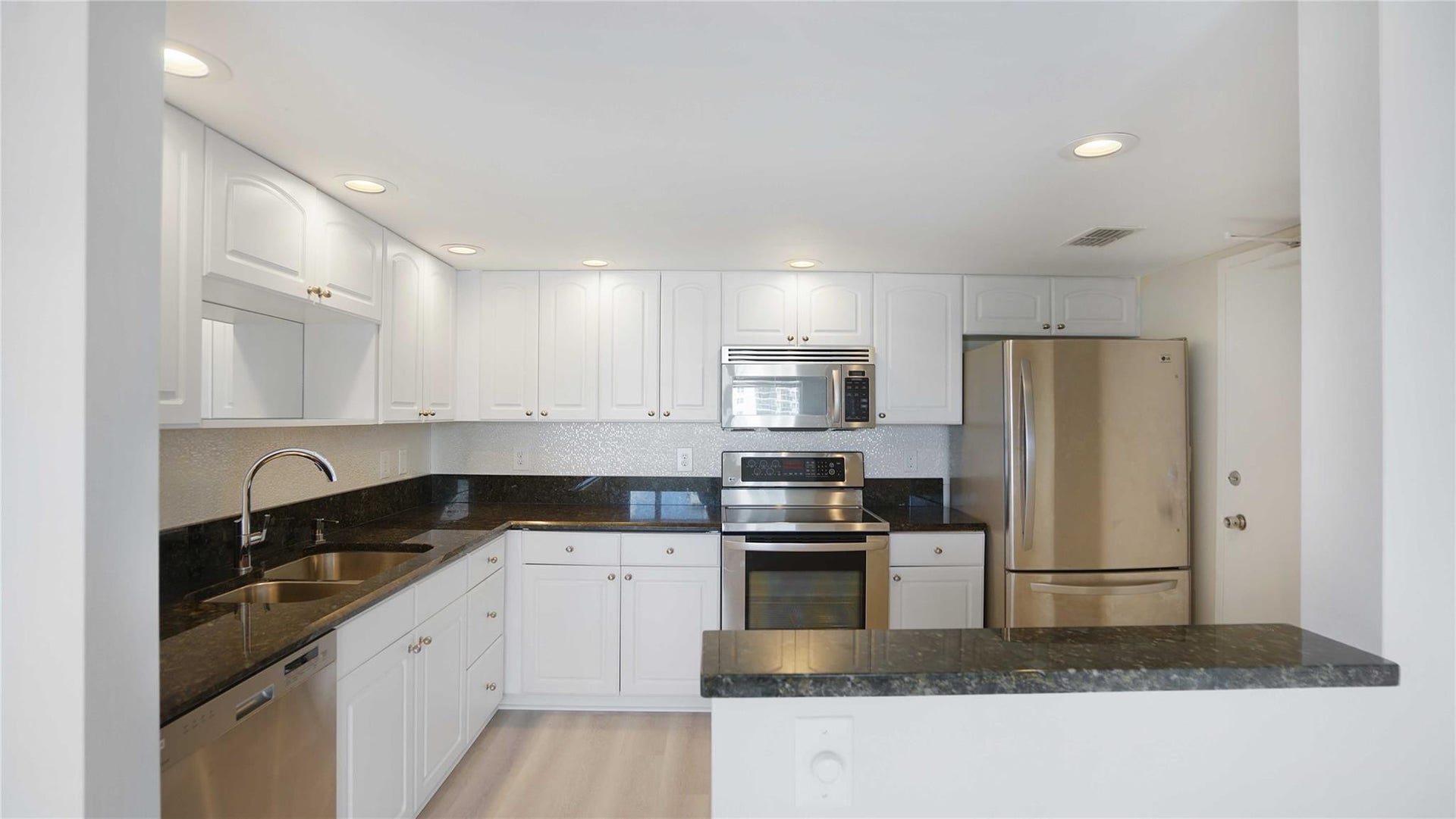 3550 Galt Ocean Drive, #607, Fort Lauderdale, FL 33308 3550 Galt Ocean Drive, #607, Fort Lauderdale, FL 33308
