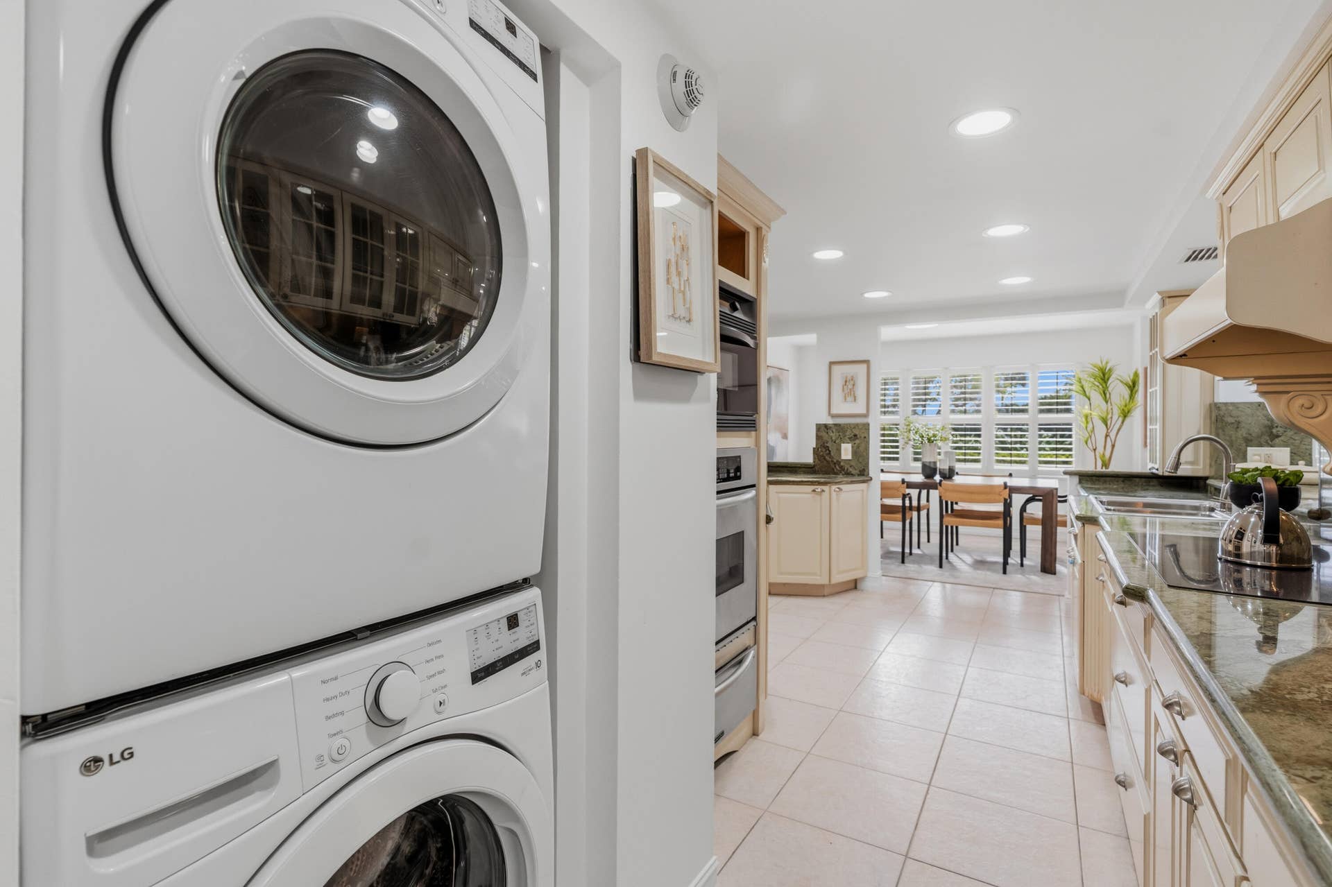 Kitchen Entrance