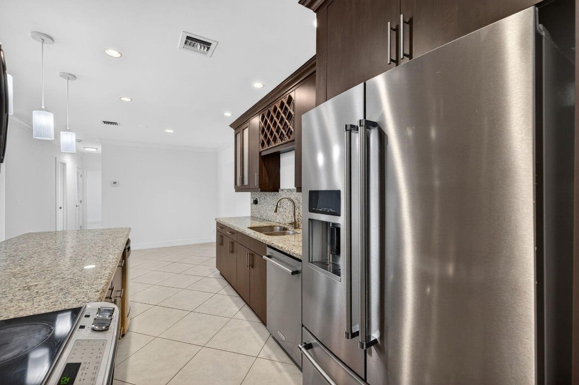 316 NW 24th Street, Wilton Manors, FL 33311