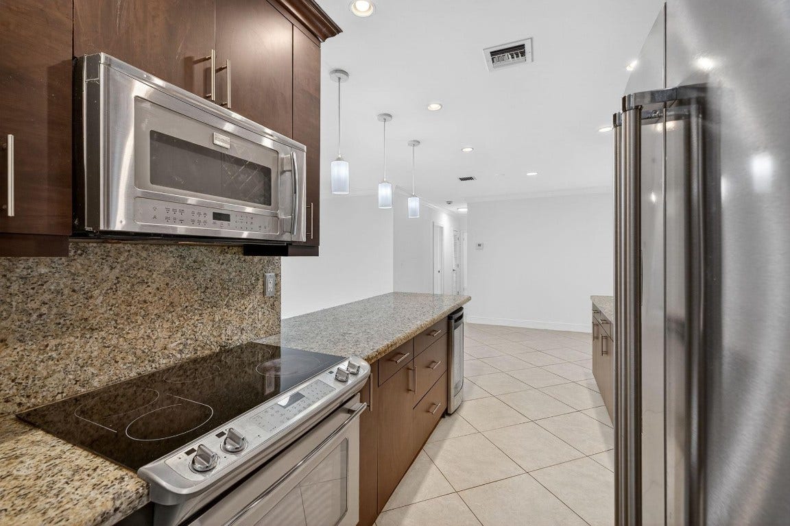 316 NW 24th Street, Wilton Manors, FL 33311
