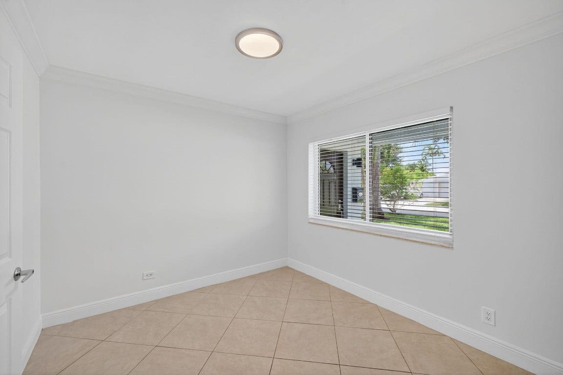 316 NW 24th Street, Wilton Manors, FL 33311