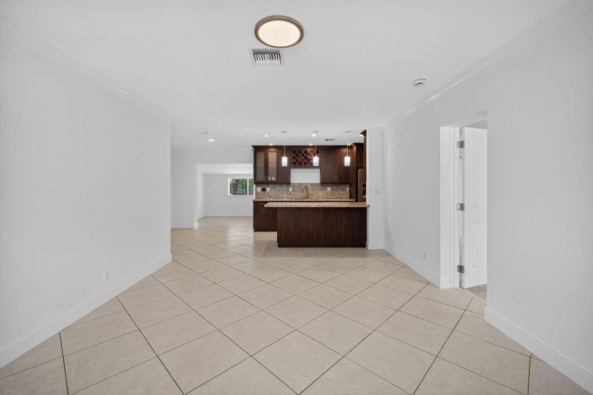316 NW 24th Street, Wilton Manors, FL 33311