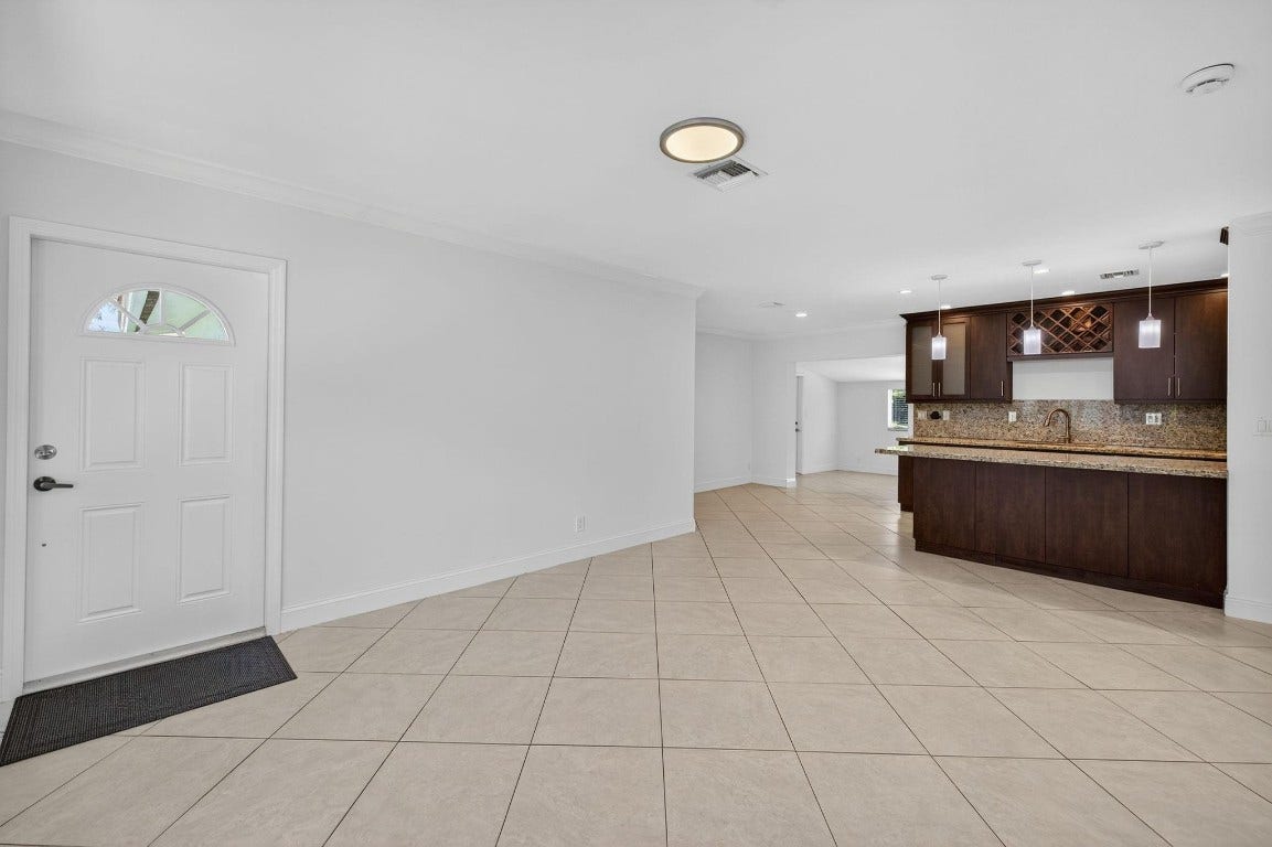 316 NW 24th Street, Wilton Manors, FL 33311