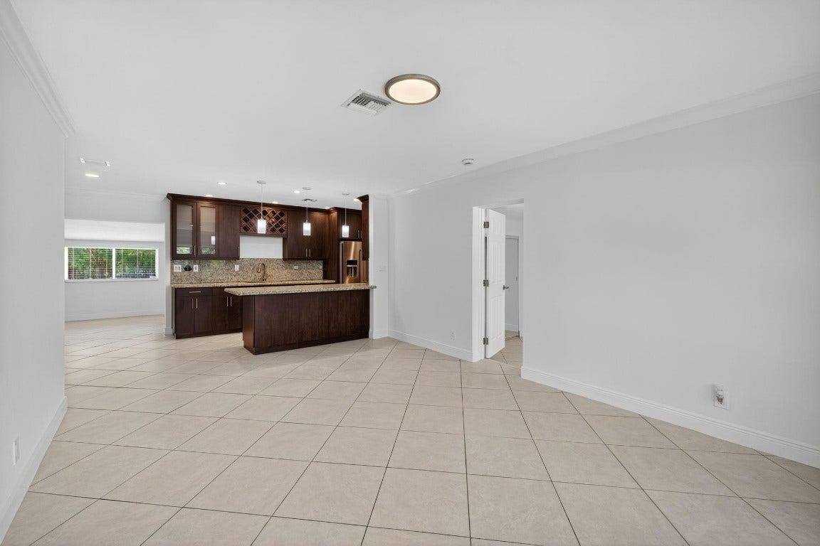 316 NW 24th Street, Wilton Manors, FL 33311