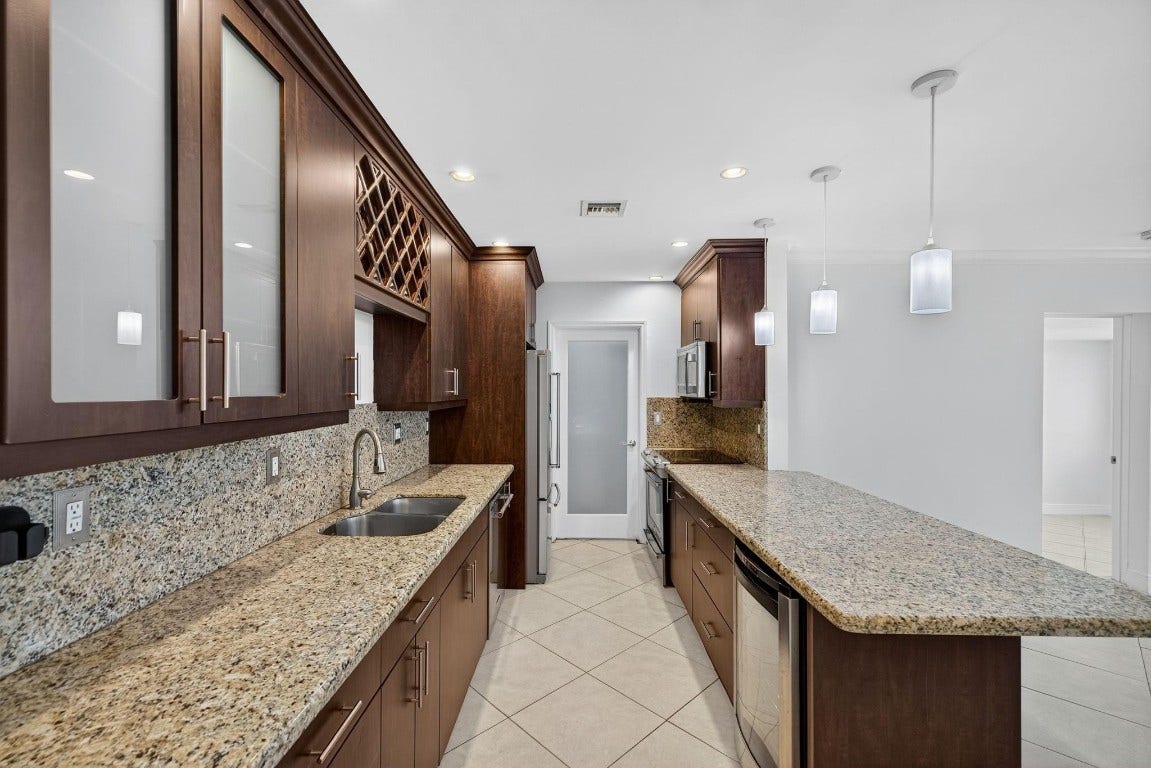316 NW 24th Street, Wilton Manors, FL 33311
