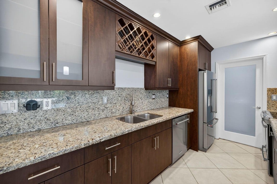 316 NW 24th Street, Wilton Manors, FL 33311