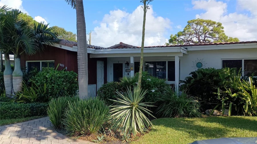 Property photo for 803 NE 21st Drive, Fort Lauderdale, FL