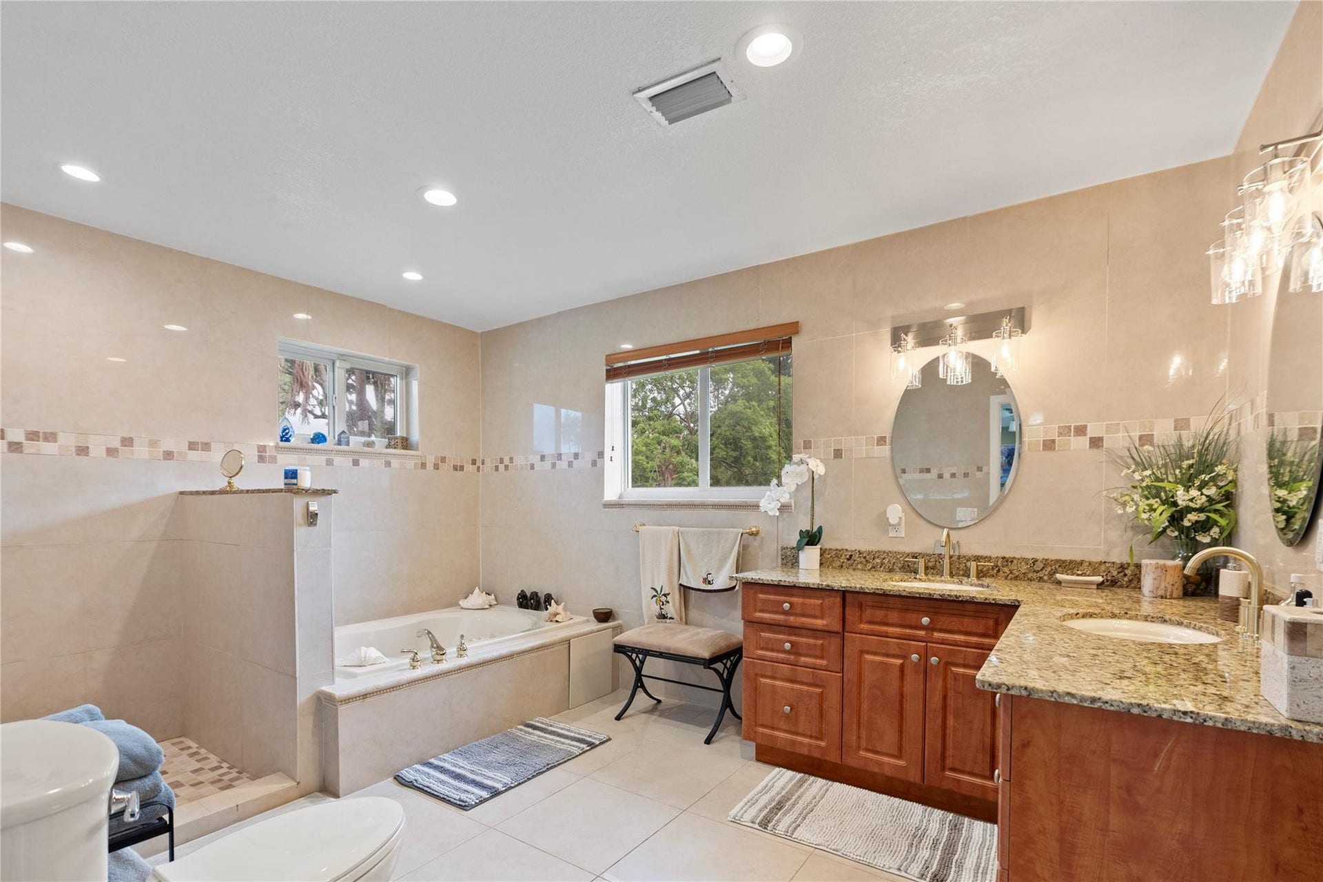 2501 NW 8th Avenue, Wilton Manors, FL 33311 Photo 25