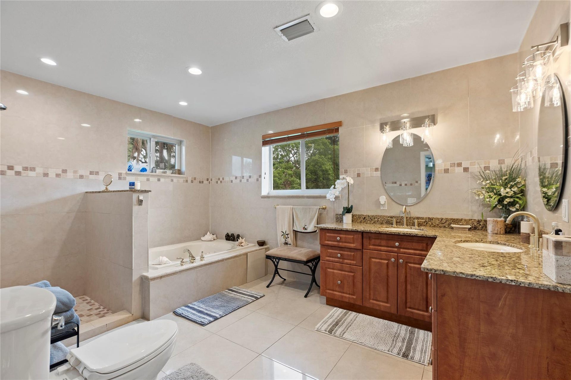2501 NW 8th Avenue, Wilton Manors, FL 33311 Photo 24