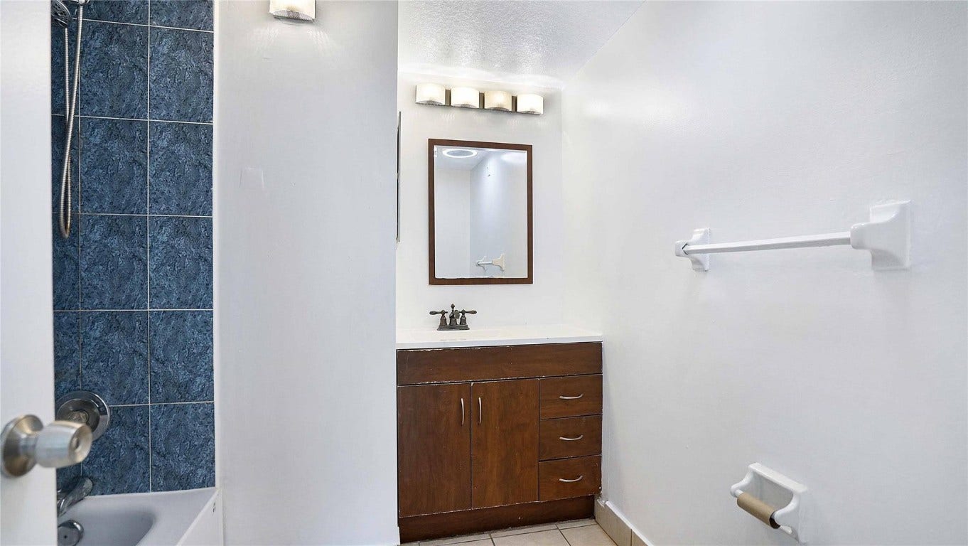 3111 Oakland Shores Drive, #F108, Oakland Park, FL 33309 3111 Oakland Shores Drive, #F108, Oakland Park, FL 33309