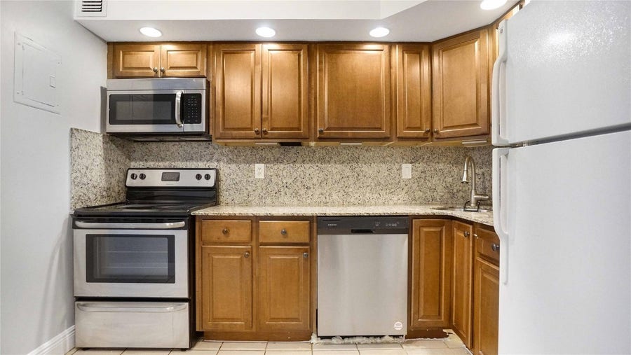 Property photo for 3111 Oakland Shores Drive, #F108, Oakland Park, FL