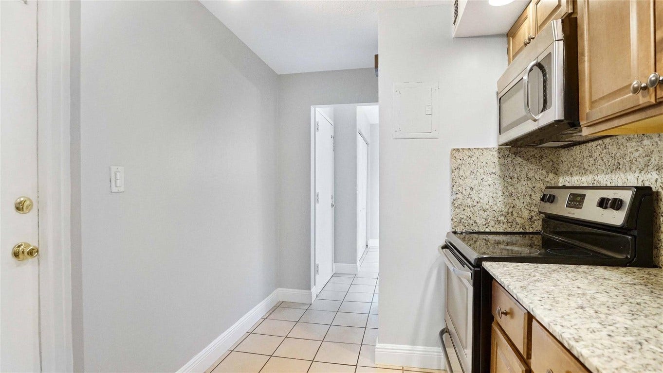 3111 Oakland Shores Drive, #F108, Oakland Park, FL 33309 3111 Oakland Shores Drive, #F108, Oakland Park, FL 33309