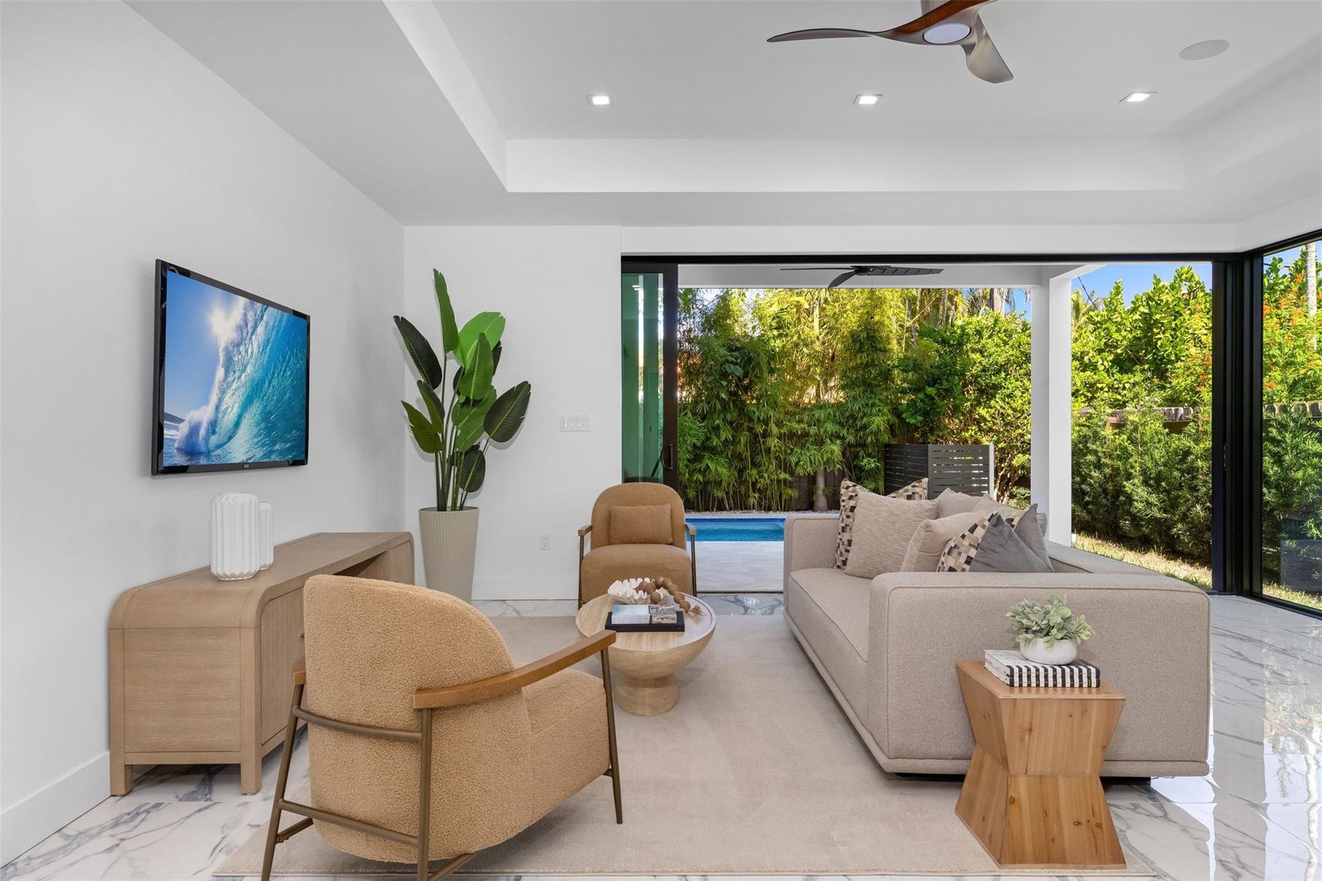 1621 E Broward Boulevard, Fort Lauderdale, FL 33301 1621 E Broward Boulevard, Fort Lauderdale, FL 33301