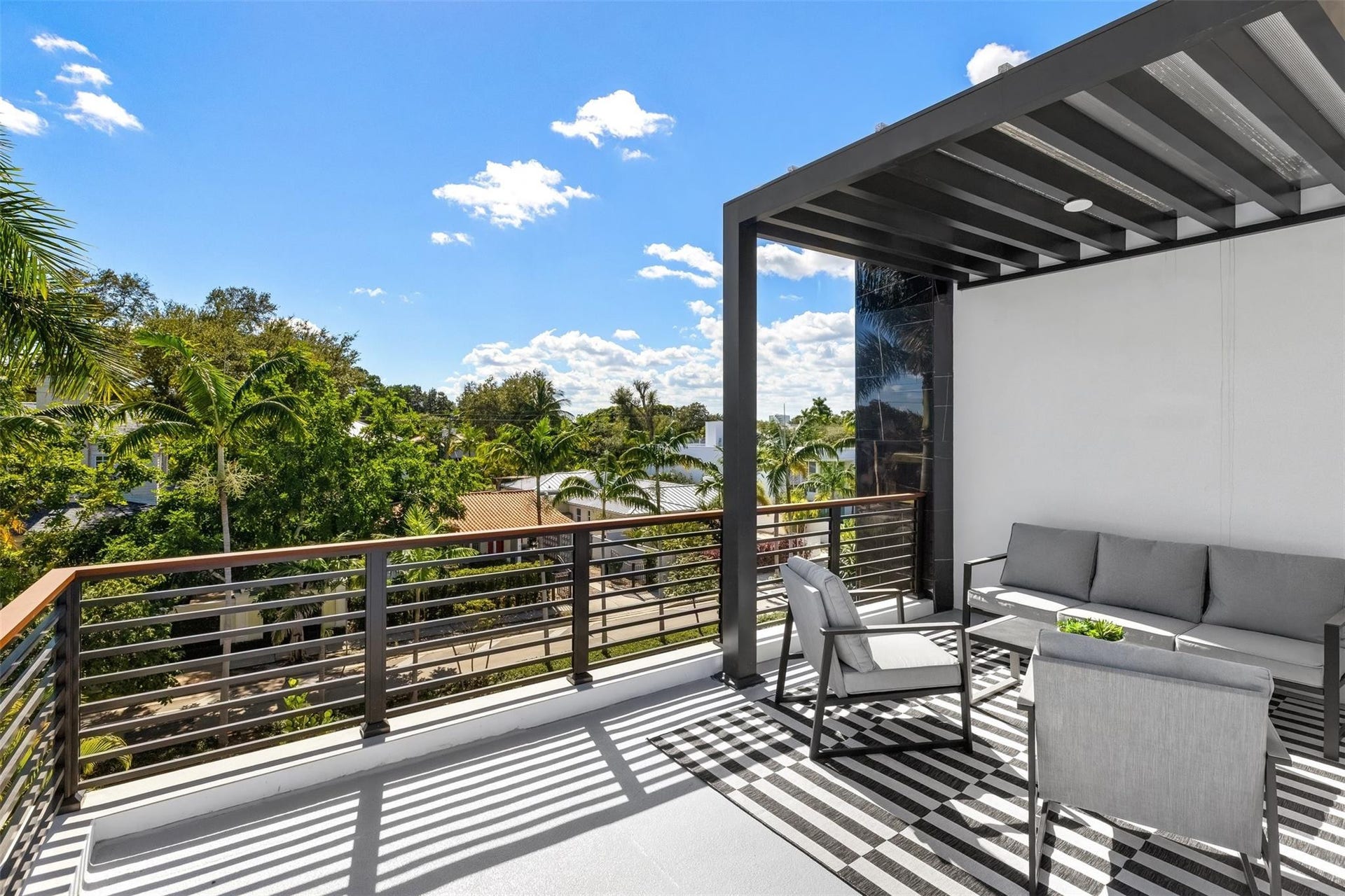 1621 E Broward Boulevard, Fort Lauderdale, FL 33301 1621 E Broward Boulevard, Fort Lauderdale, FL 33301