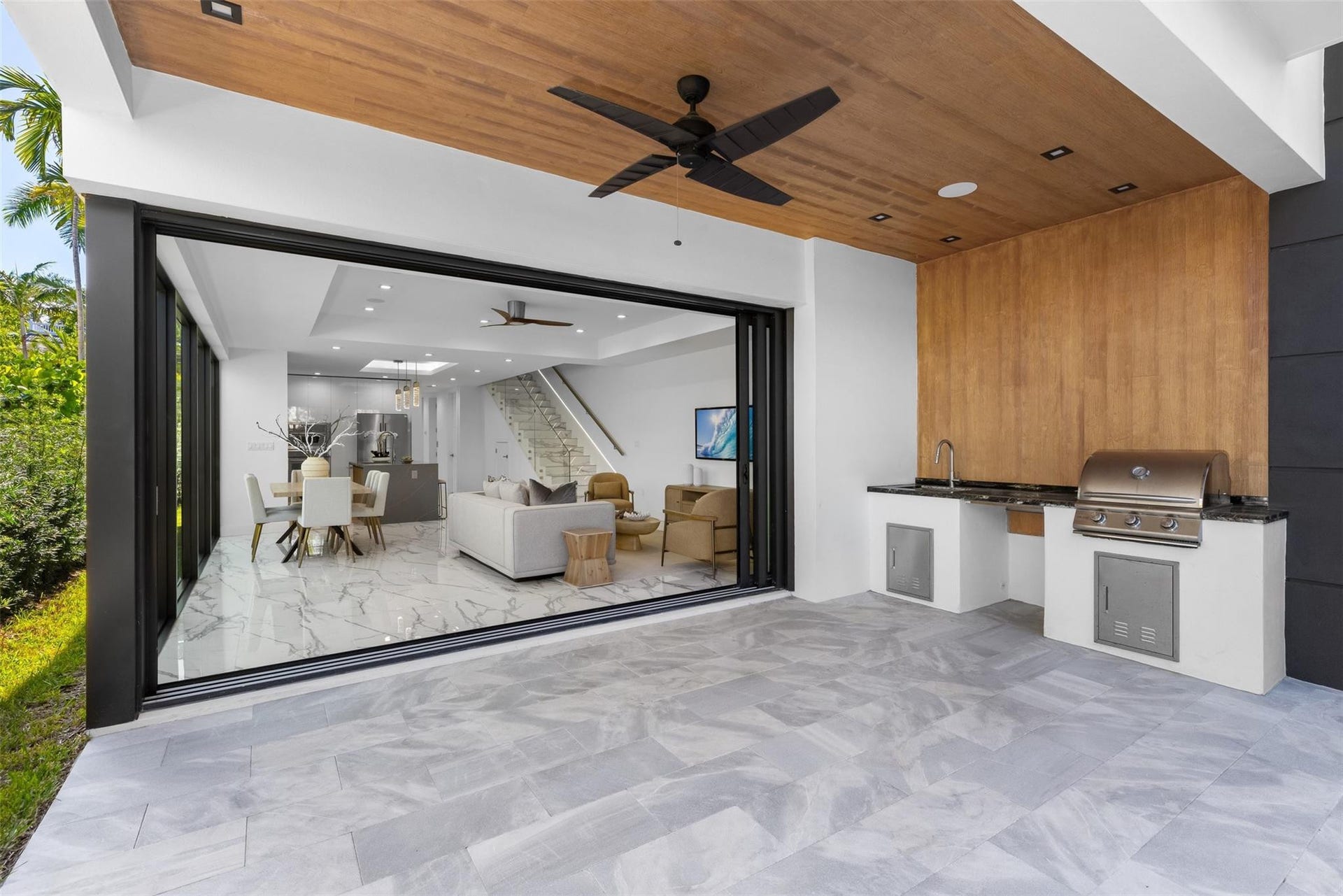 1621 E Broward Boulevard, Fort Lauderdale, FL 33301 1621 E Broward Boulevard, Fort Lauderdale, FL 33301