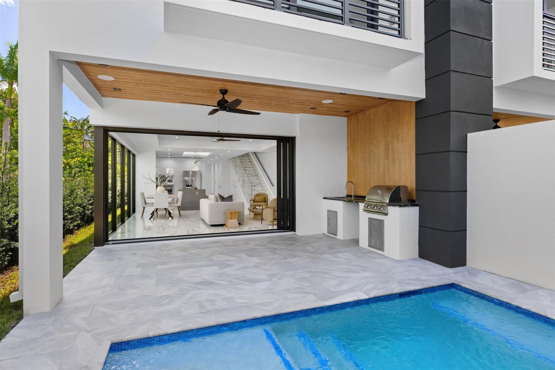1621 E Broward Boulevard, Fort Lauderdale, FL 33301 1621 E Broward Boulevard, Fort Lauderdale, FL 33301